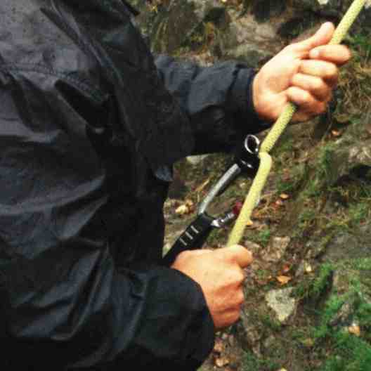 belay%20with%20ATC%202